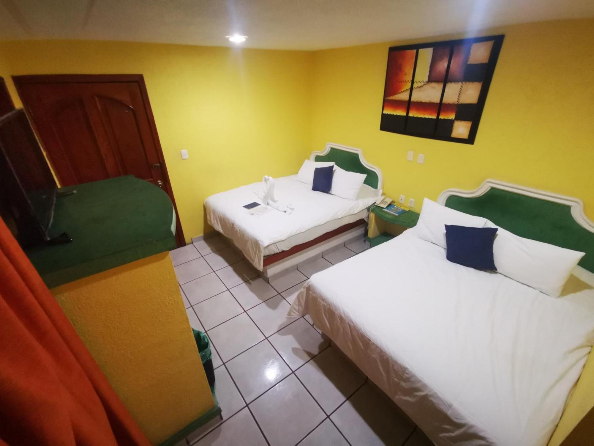 Отель Casa Real Poza Rica Экстерьер фото